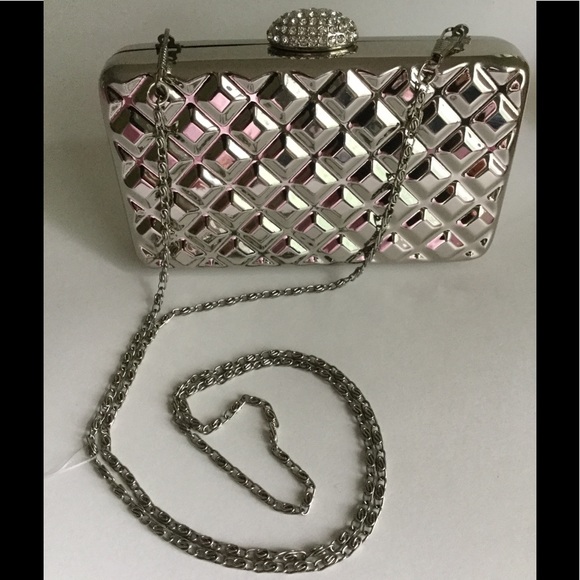 Natasha Couture Silver Crossbody / Clutch Box Bag - Picture 1 of 11